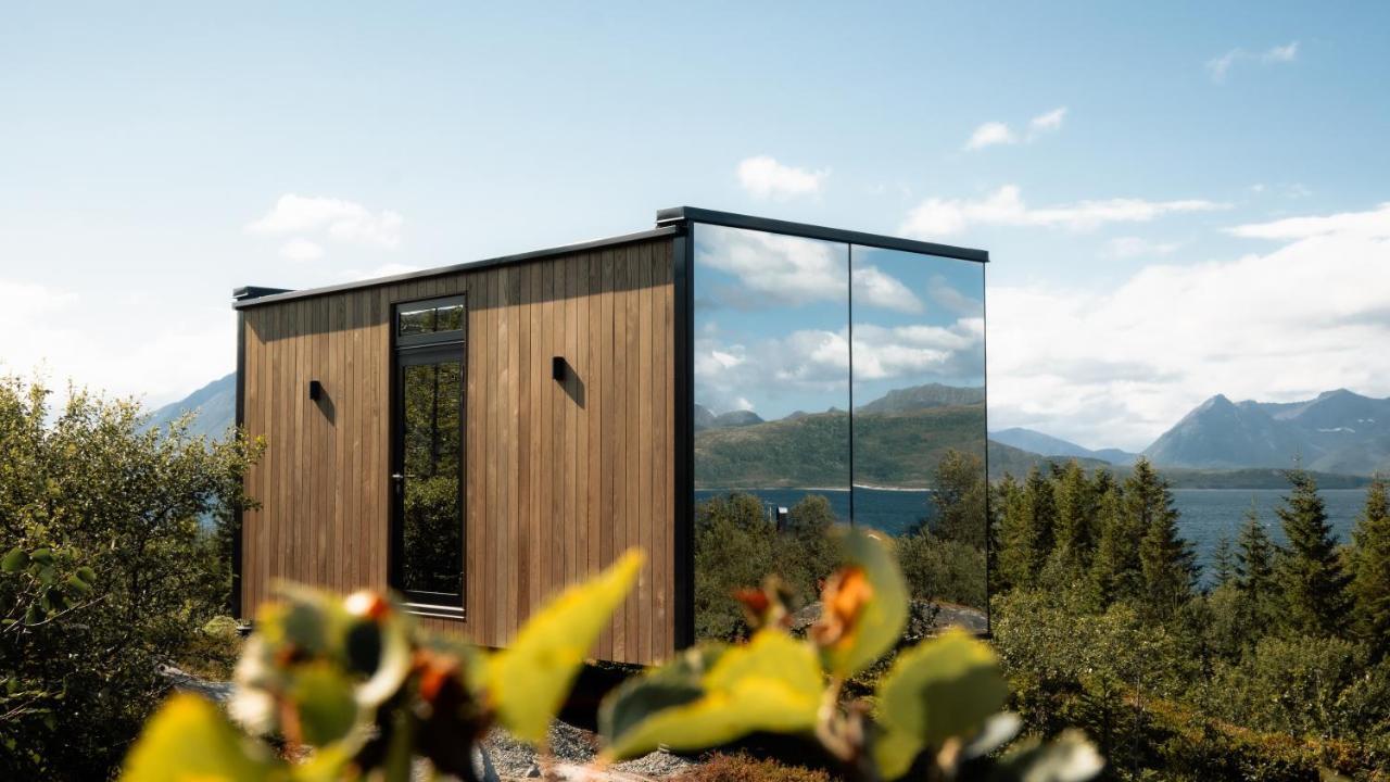 Wonderinn Arctic Utstrand Exterior photo