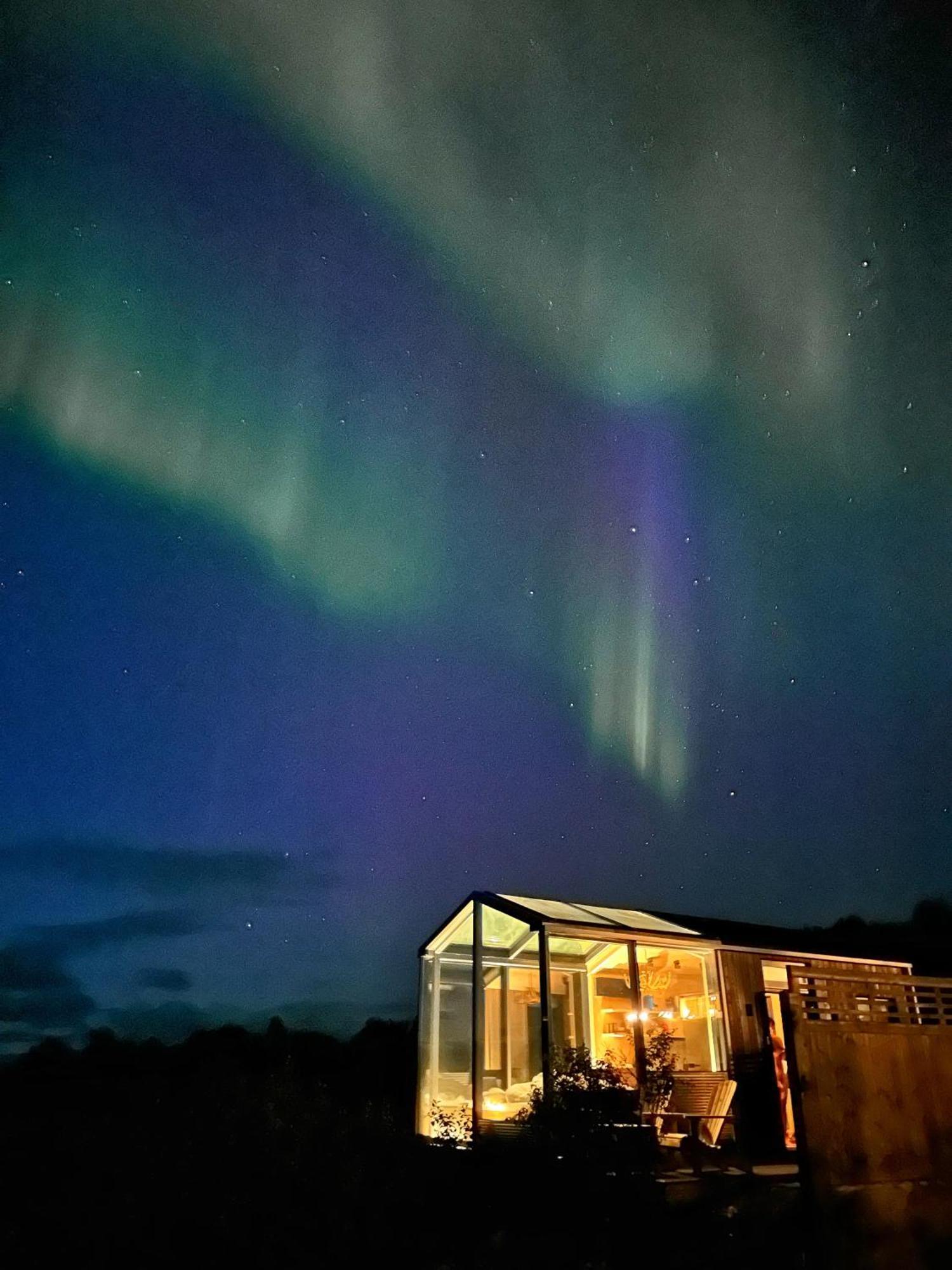 Wonderinn Arctic Utstrand Exterior photo