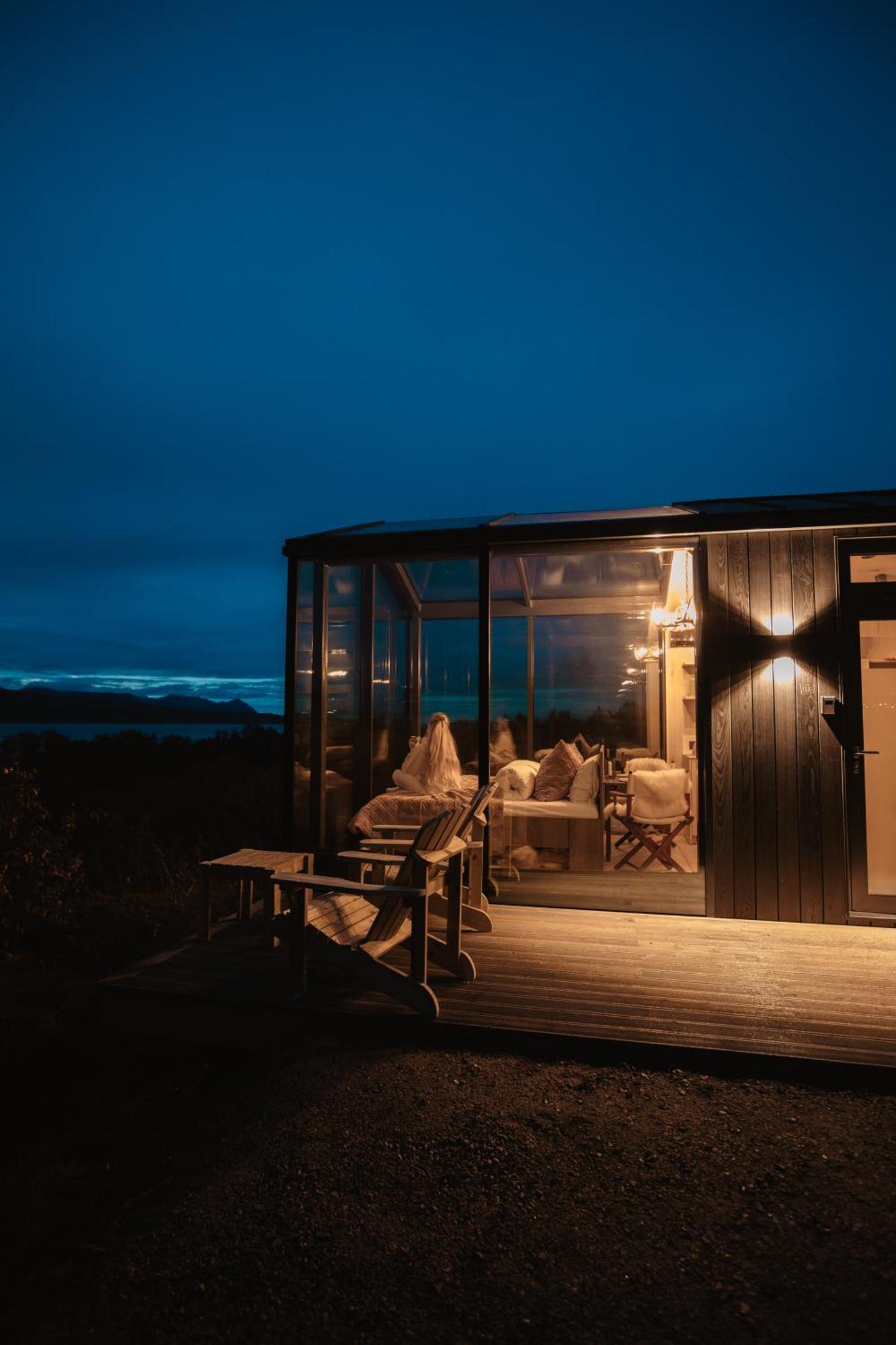 Wonderinn Arctic Utstrand Room photo